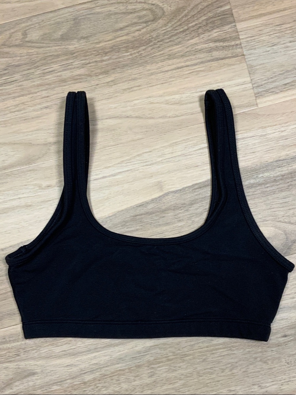 TNAction Aritzia Black Seamless Sports Bralette